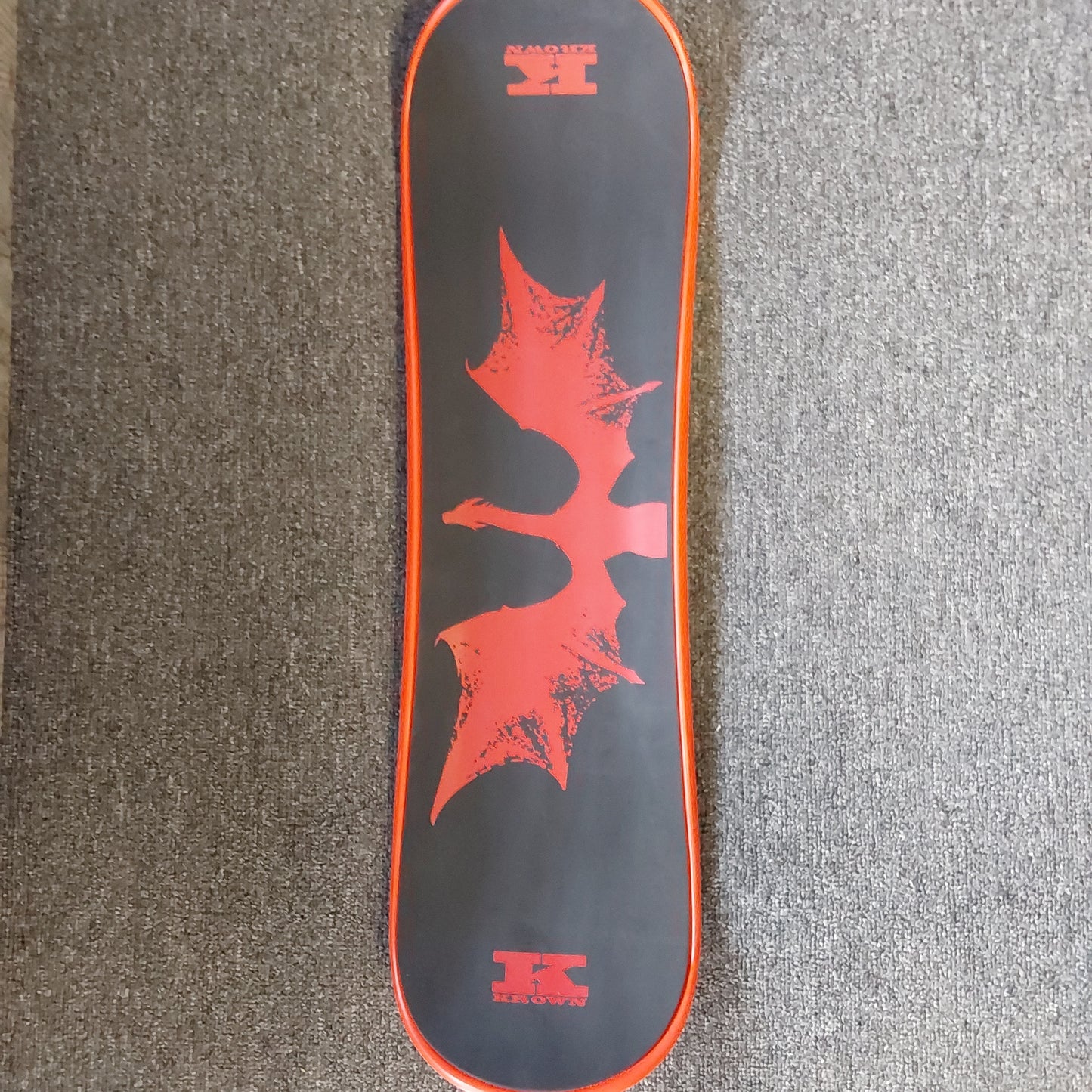 KROWN CARVE RED SNOWSKATE 9.00 X 32.00