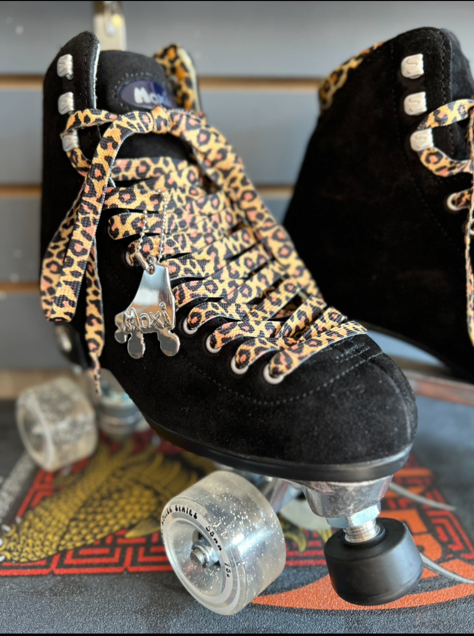 Moxi Panther Roller Skates - Size 7 (Fits like women's size 8)