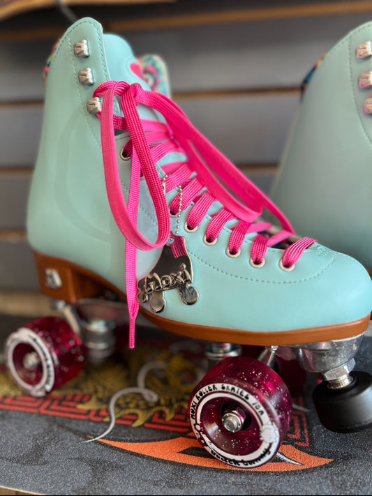 Moxi Beach Bunny Sky Blue Roller Skates - Size 7 (Fits like women's size 8)